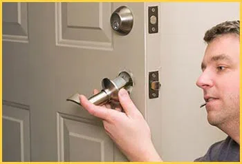 Locksmiths Of Chicago  Chicago, IL 312-585-3791