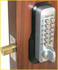 Locksmiths Of Chicago  Chicago, IL 312-585-3791 Locksmiths Of Chicago  Chicago, IL 312-585-3791